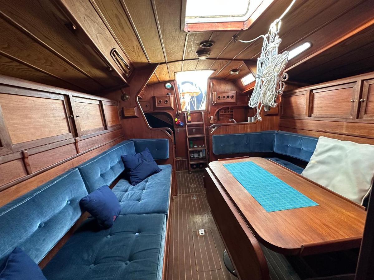 Hotel Unique Wooden Sail Yacht + 2 Bikes Included! Sant Adrià de Besòs Exterior foto