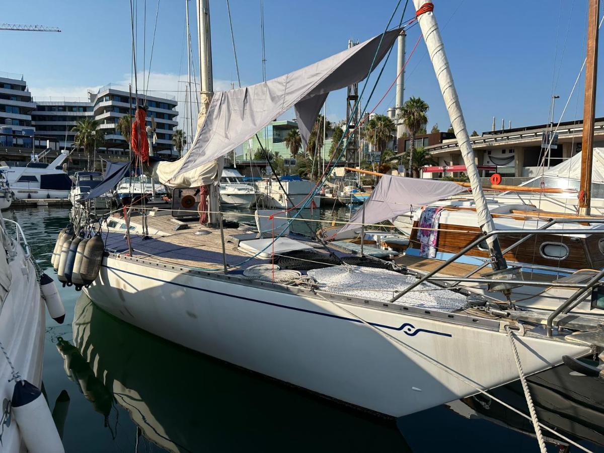 Hotel Unique Wooden Sail Yacht + 2 Bikes Included! Sant Adrià de Besòs Exterior foto