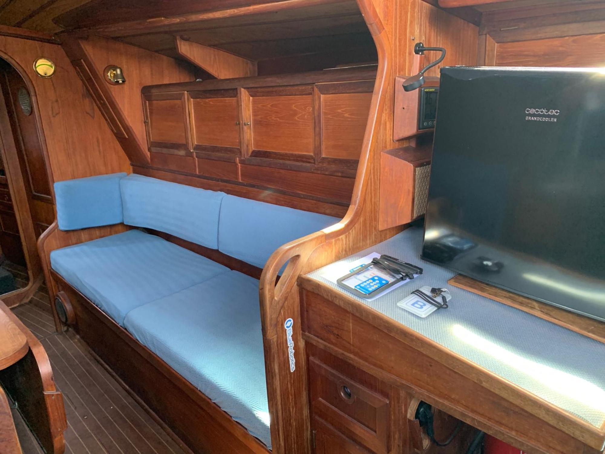 Hotel Unique Wooden Sail Yacht + 2 Bikes Included! Sant Adrià de Besòs Exterior foto